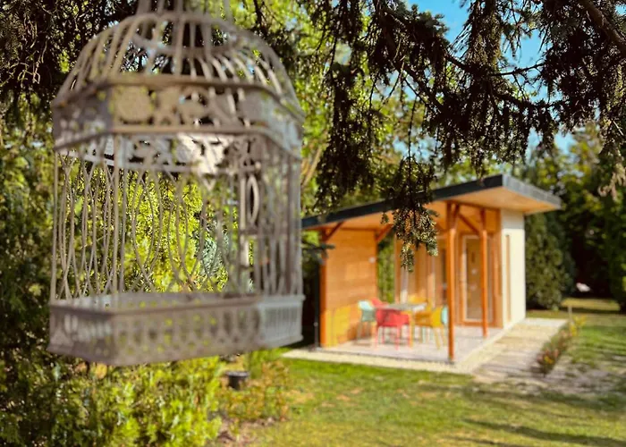 Nefelejcs-el Vendeghaz * Balatonmáriafürdő